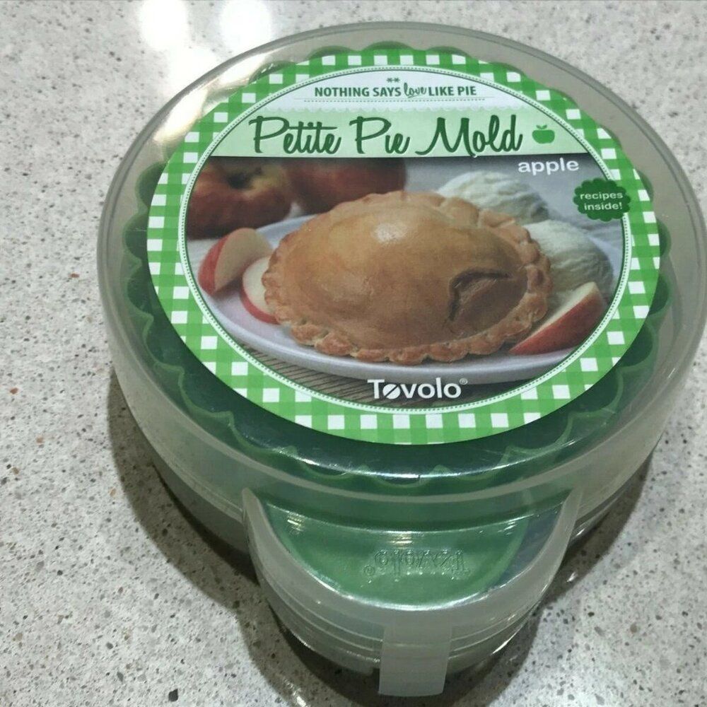 Tovolo Petite Pie Mold – Green Apple Shape